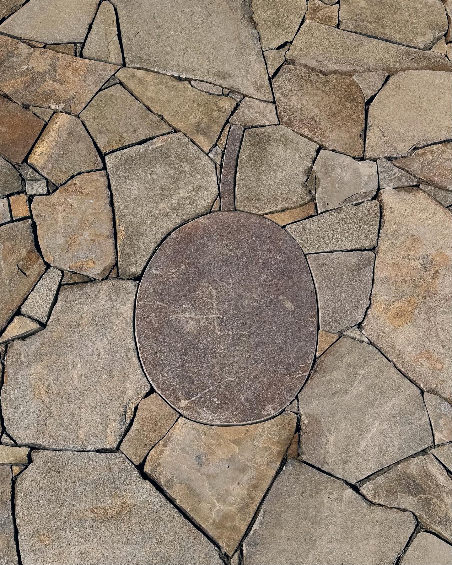 Feature stonework detail by Bentley Landscapes